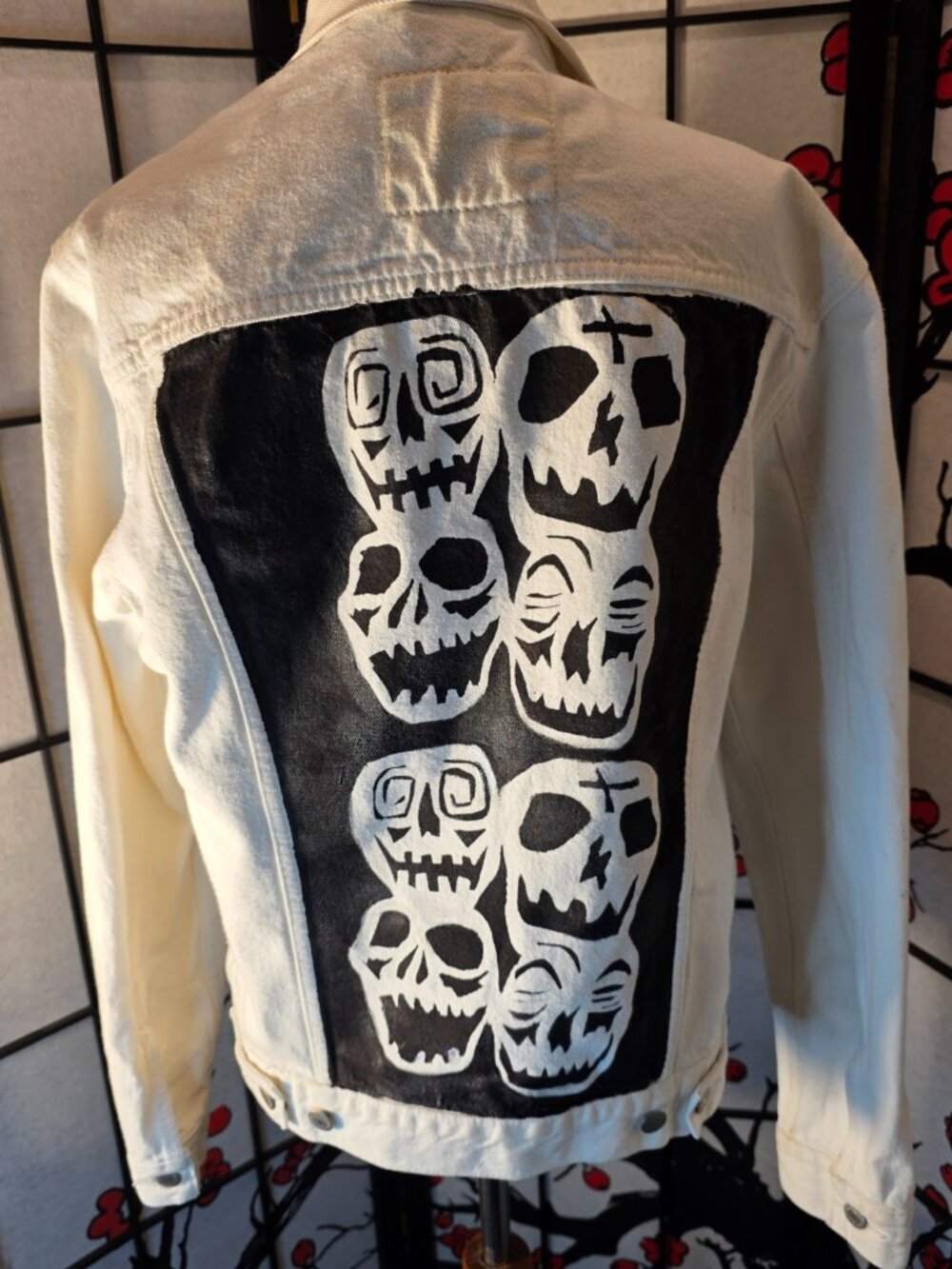 Levi Strauss White Denim Jacket Size M One of a Kind Skull Back Panel